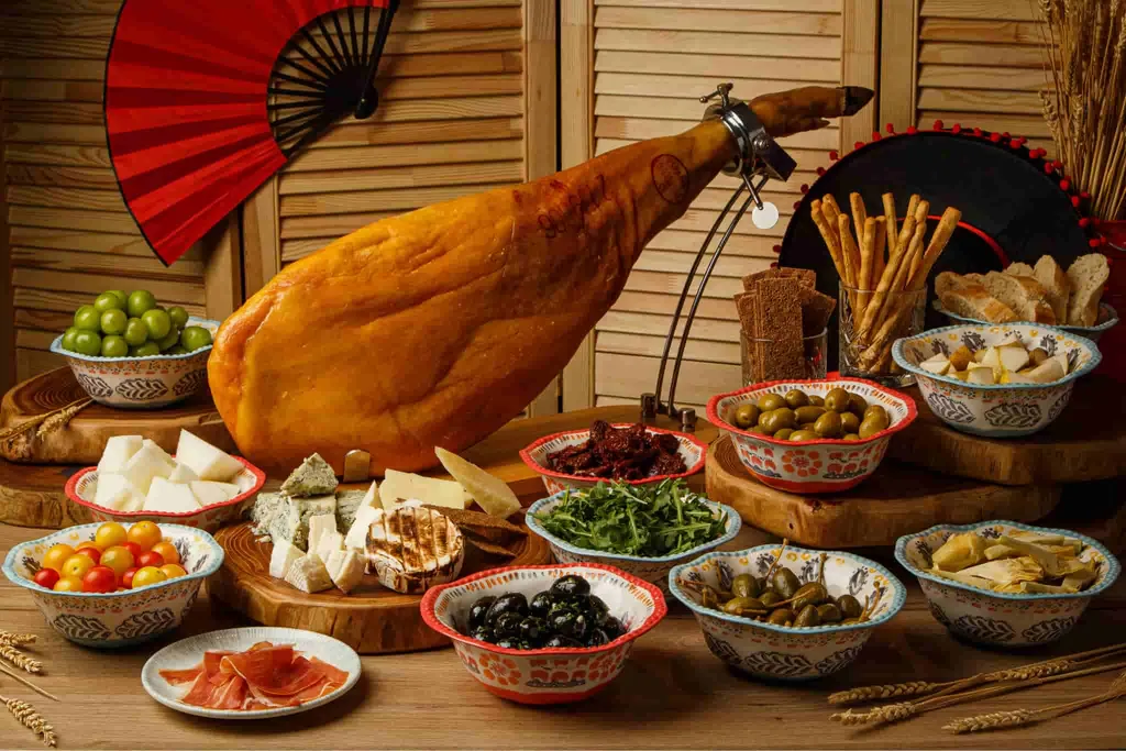 Станция с хамоном и испанскими закусками на корпоративном мероприятии EventyOn
