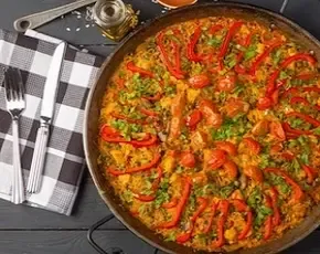 Паэлья с индейкой и грибами