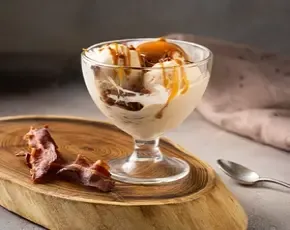 Мороженое с беконом и соленой карамелью
