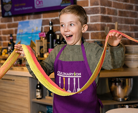 Шеф кидс: готовим цветную пасту, наггетсы из индейки и шоколадное мороженое | 6+