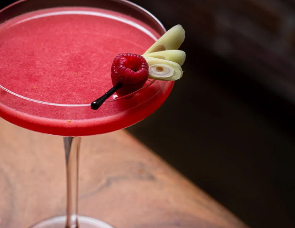 Cocktail Party: PornStar Martini, Breathe of Bali, Lemon Pie (18+)