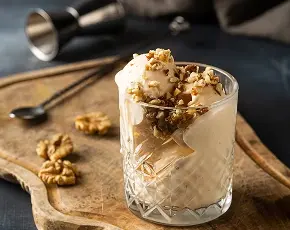 Семифреддо с виски и карамелизированными орехами