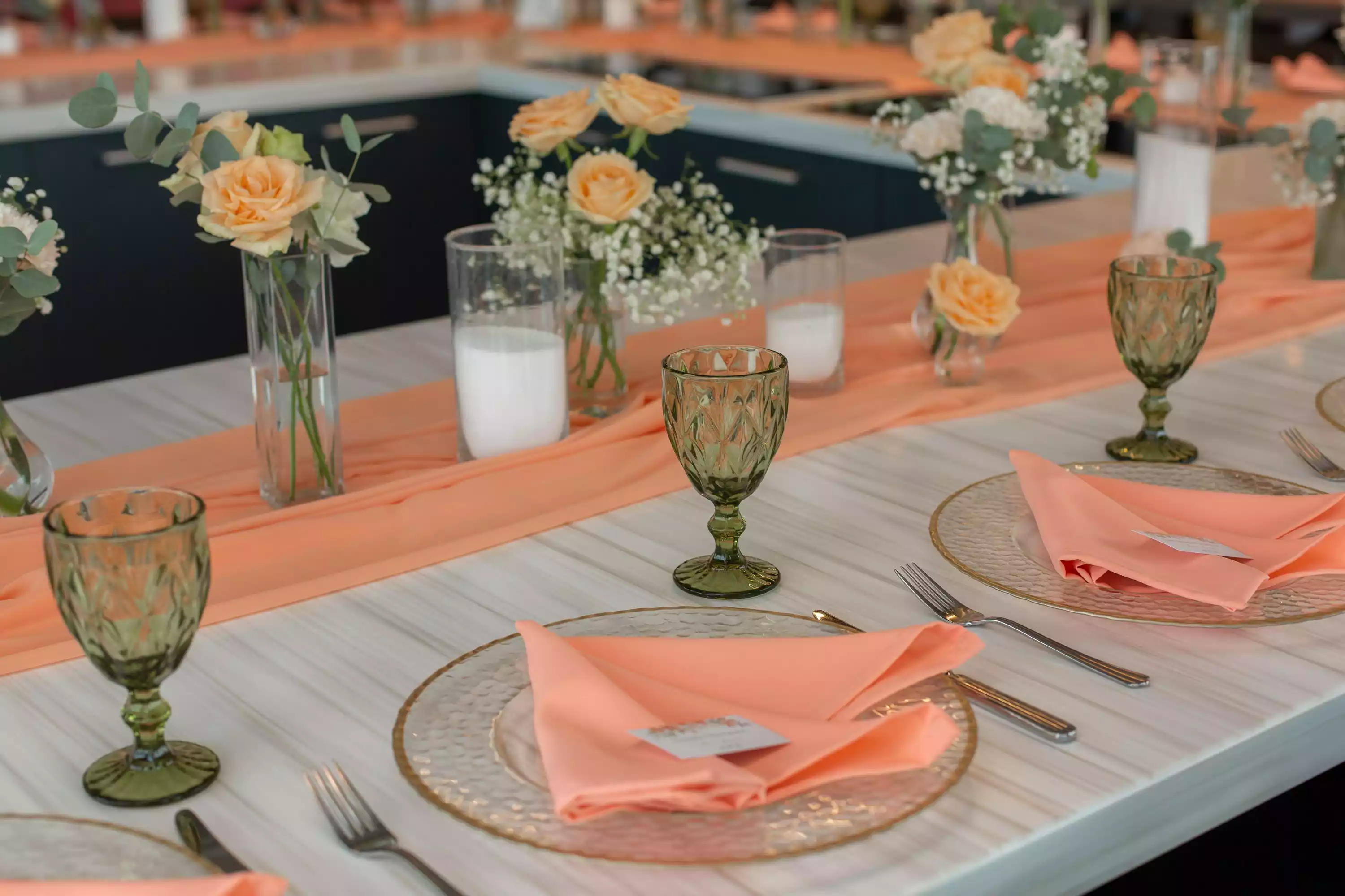 Сервировка праздничного стола и организация питания